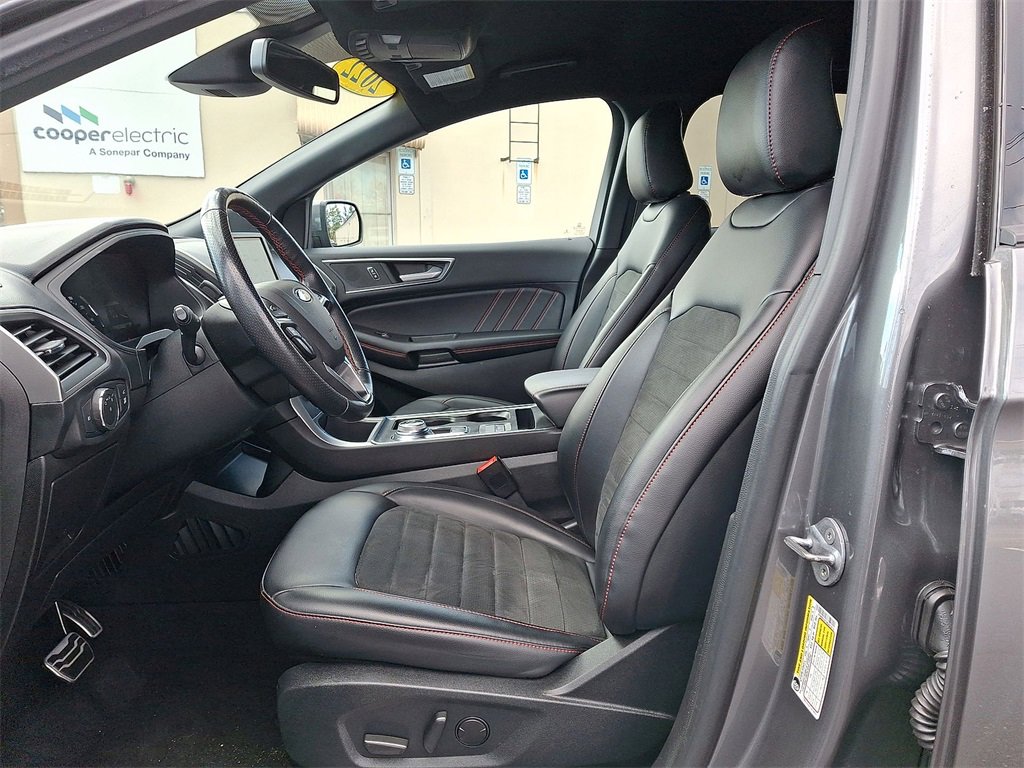 Used 2022 Ford Edge ST-Line image 11