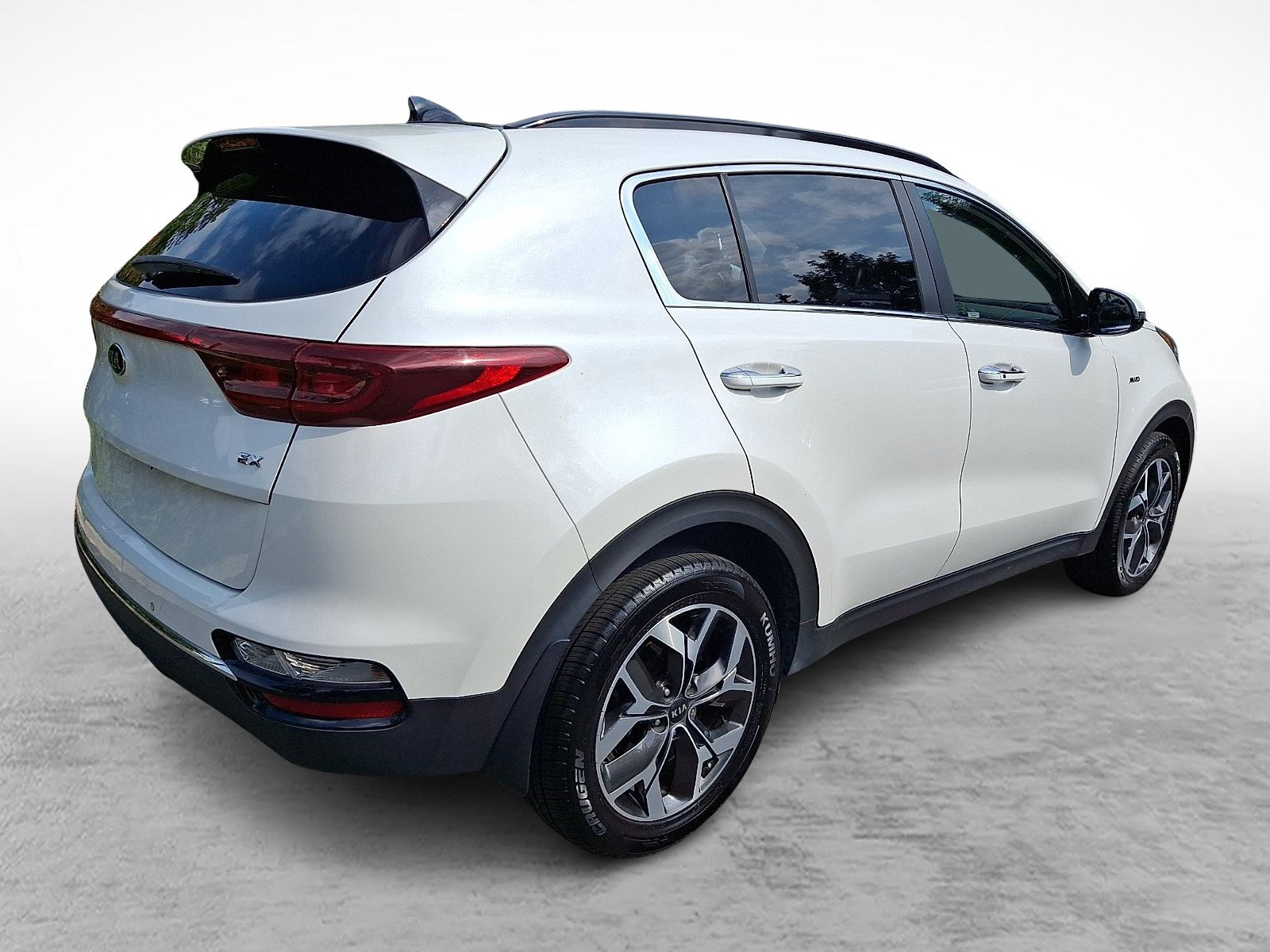 Used 2021 Kia Sportage EX w/ EX Technology Package AWD/4WD image 6