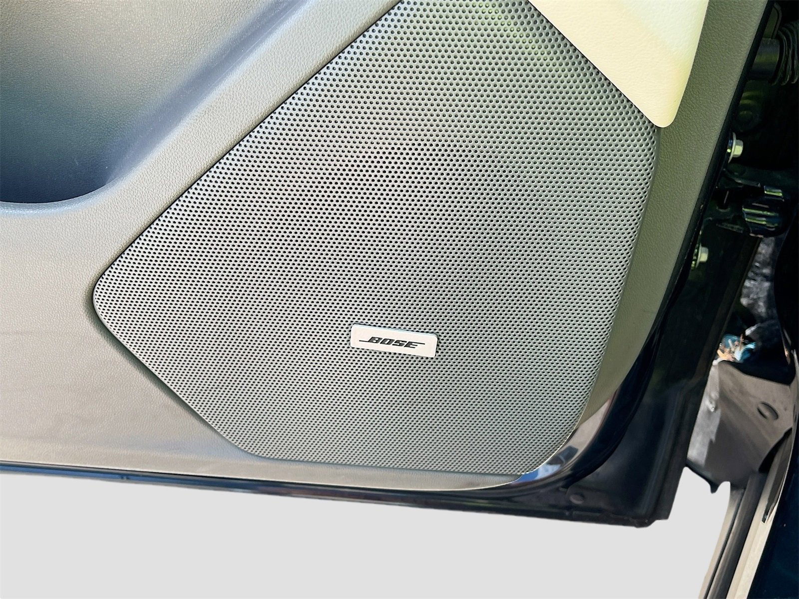 Used 2024 Cadillac XT6 Premium Luxury image 19