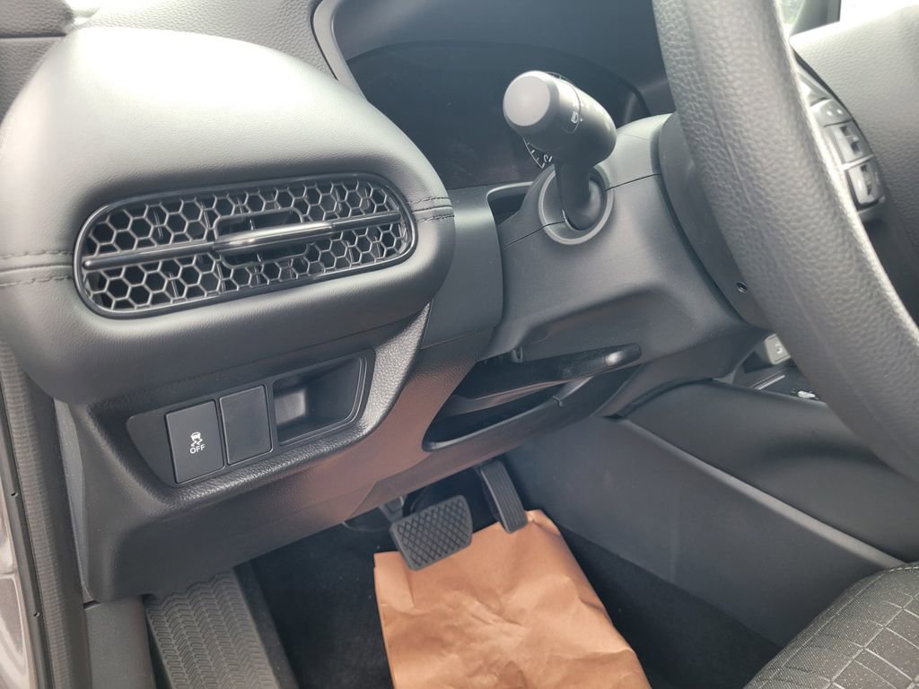 New 2026 Honda HR-V LX image 16