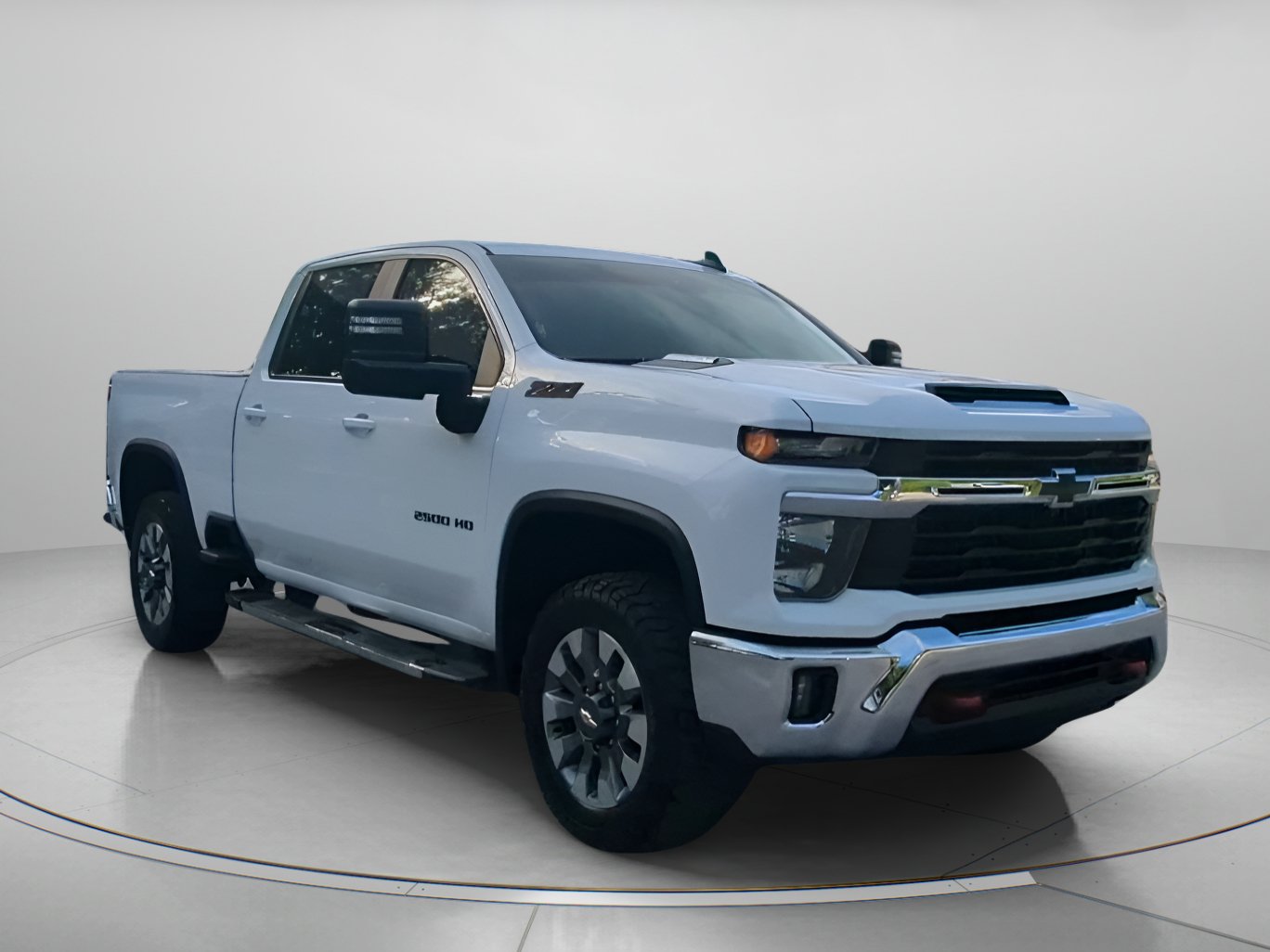 Used 2024 Chevrolet Silverado 2500 LT w/ All Star Edition AWD/4WD image 2