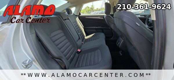Used 2017 Ford Fusion SE image 22