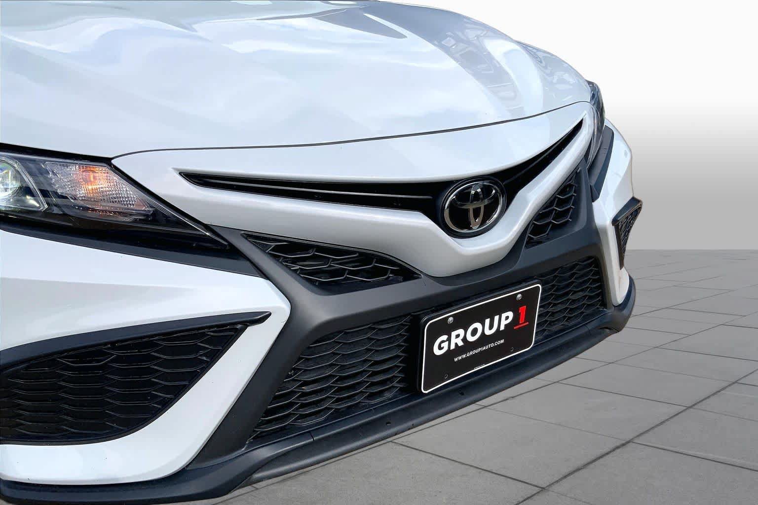 Used 2023 Toyota Camry SE FWD image 30