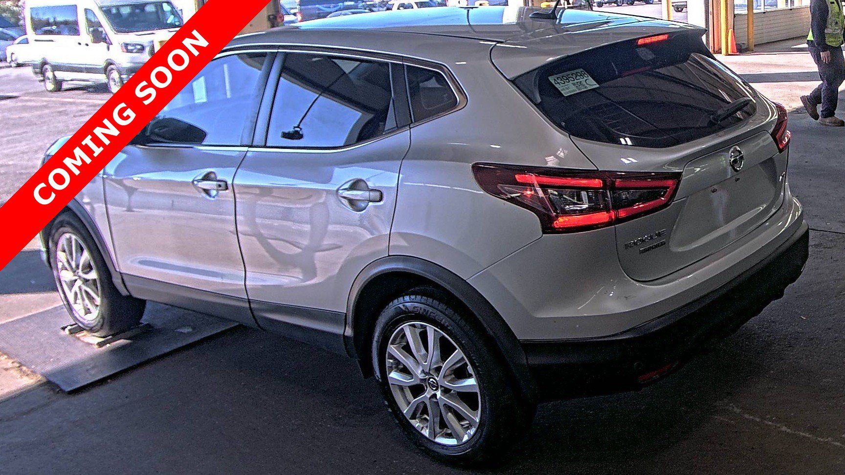 Used 2021 Nissan Rogue Sport S AWD/4WD image 3
