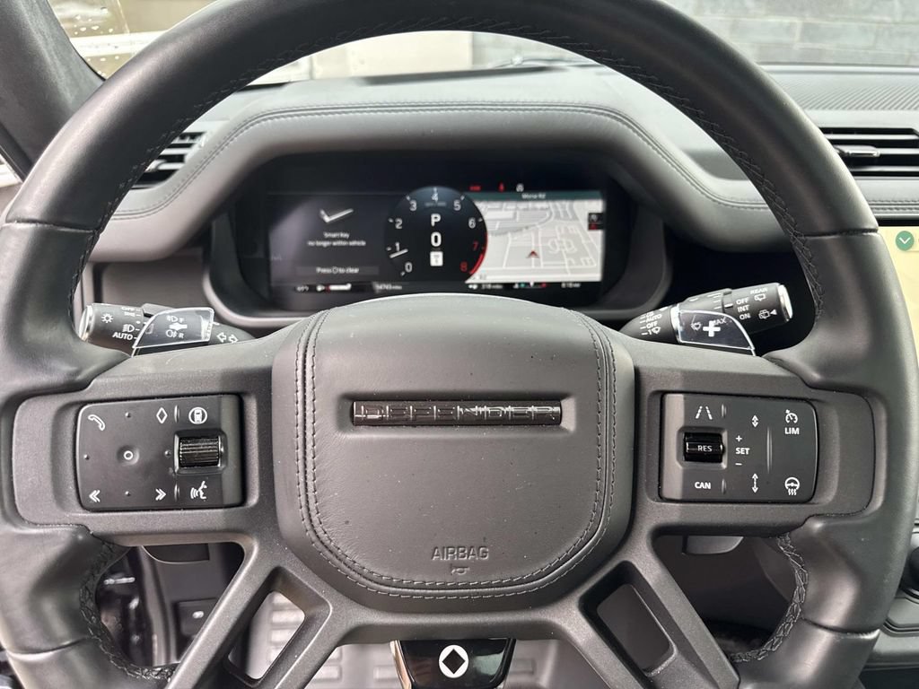 Certified 2026 Land Rover Defender 110 OCTA AWD/4WD image 28