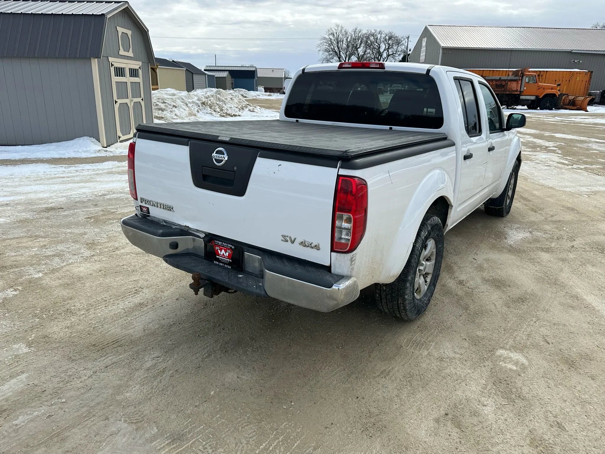 Used 2011 Nissan Frontier SV w/ SV Premium Utility Pkg image 4