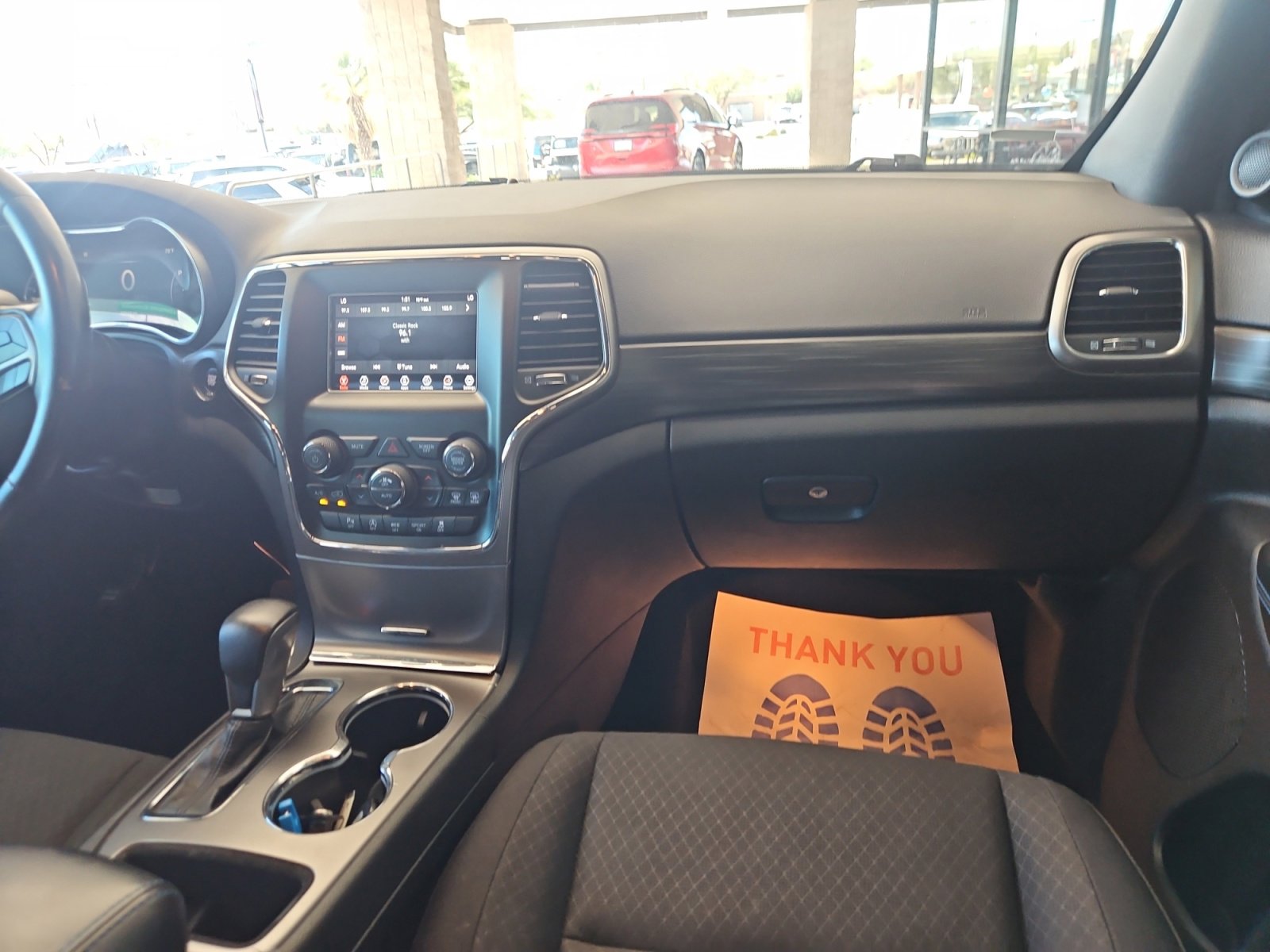 Used 2019 Jeep Grand Cherokee Laredo image 20