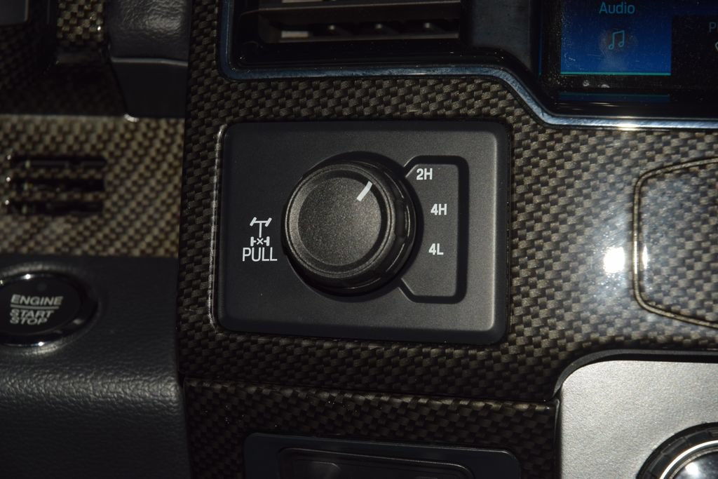Used 2022 Ford F250 Lariat w/ Lariat Ultimate Package AWD/4WD image 37