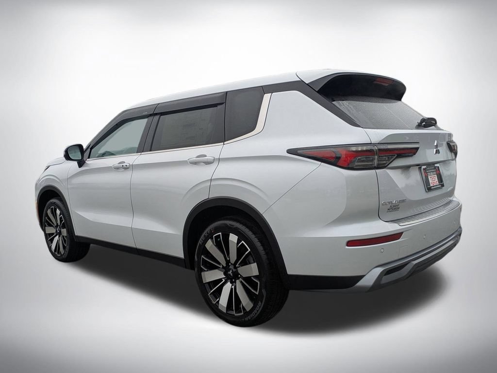 New 2026 Mitsubishi Outlander SE FWD image 5