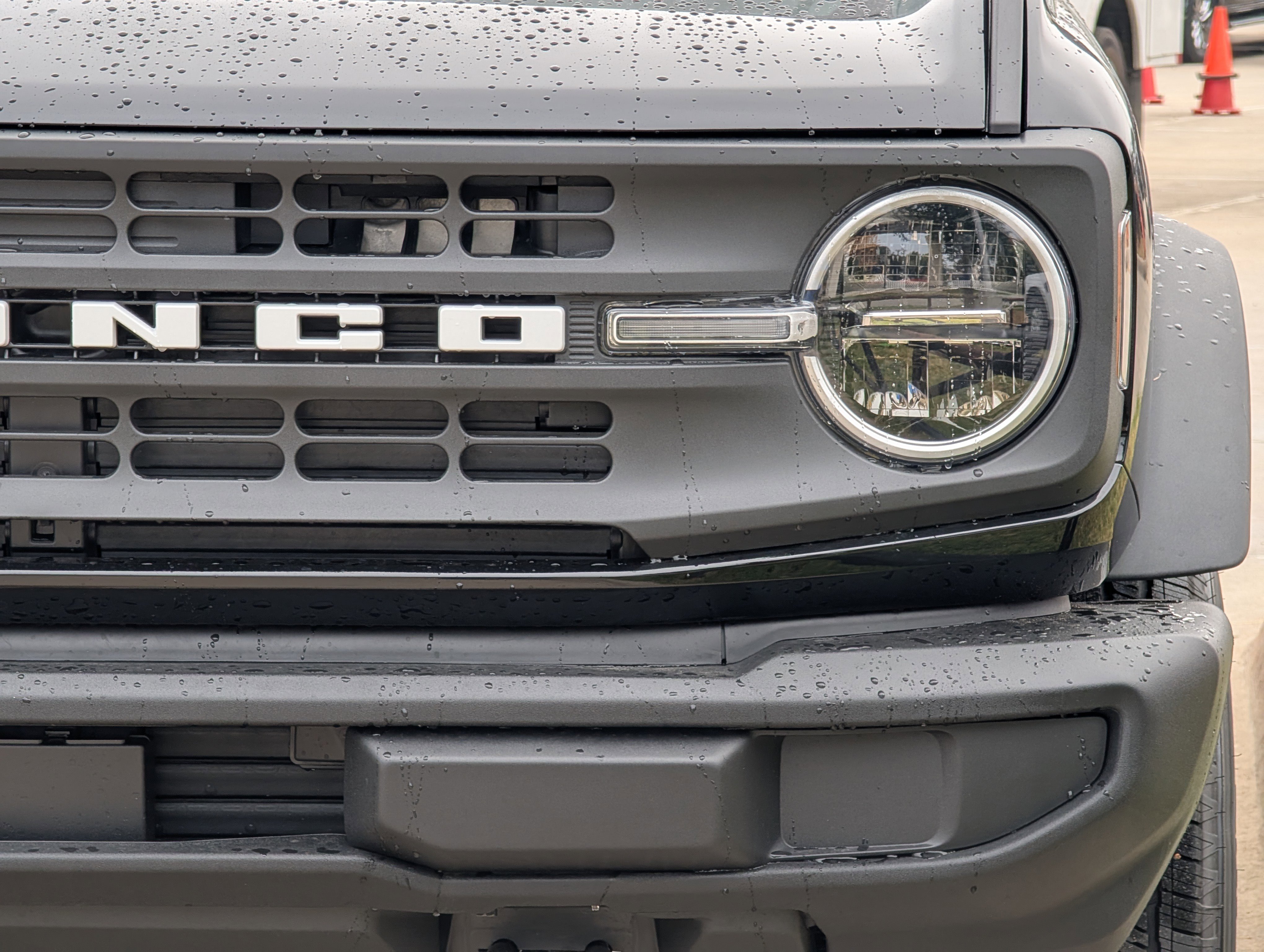 New 2025 Ford Bronco 2-Door image 8