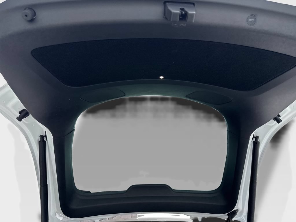 Used 2026 Tesla Model Y 2WD image 75