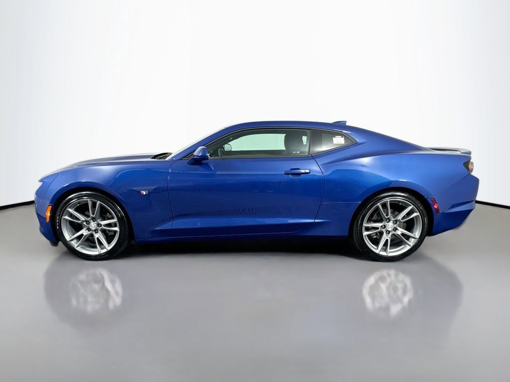 Used 2019 Chevrolet Camaro LT w/ RS Package image 8