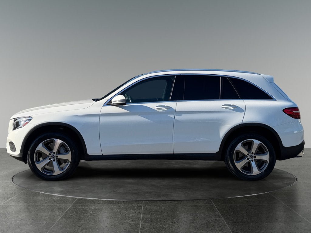 Used 2019 Mercedes-Benz GLC 300 4MATIC image 5