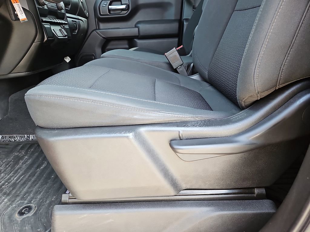 Used 2020 Chevrolet Silverado 1500 Custom w/ Custom Value Package RWD image 14