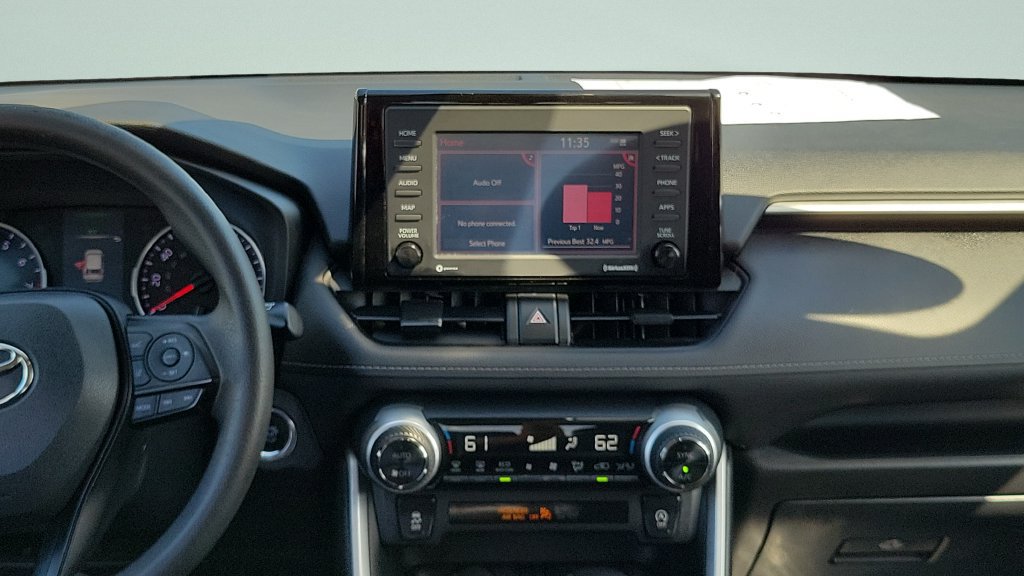 Used 2022 Toyota RAV4 XLE FWD image 13