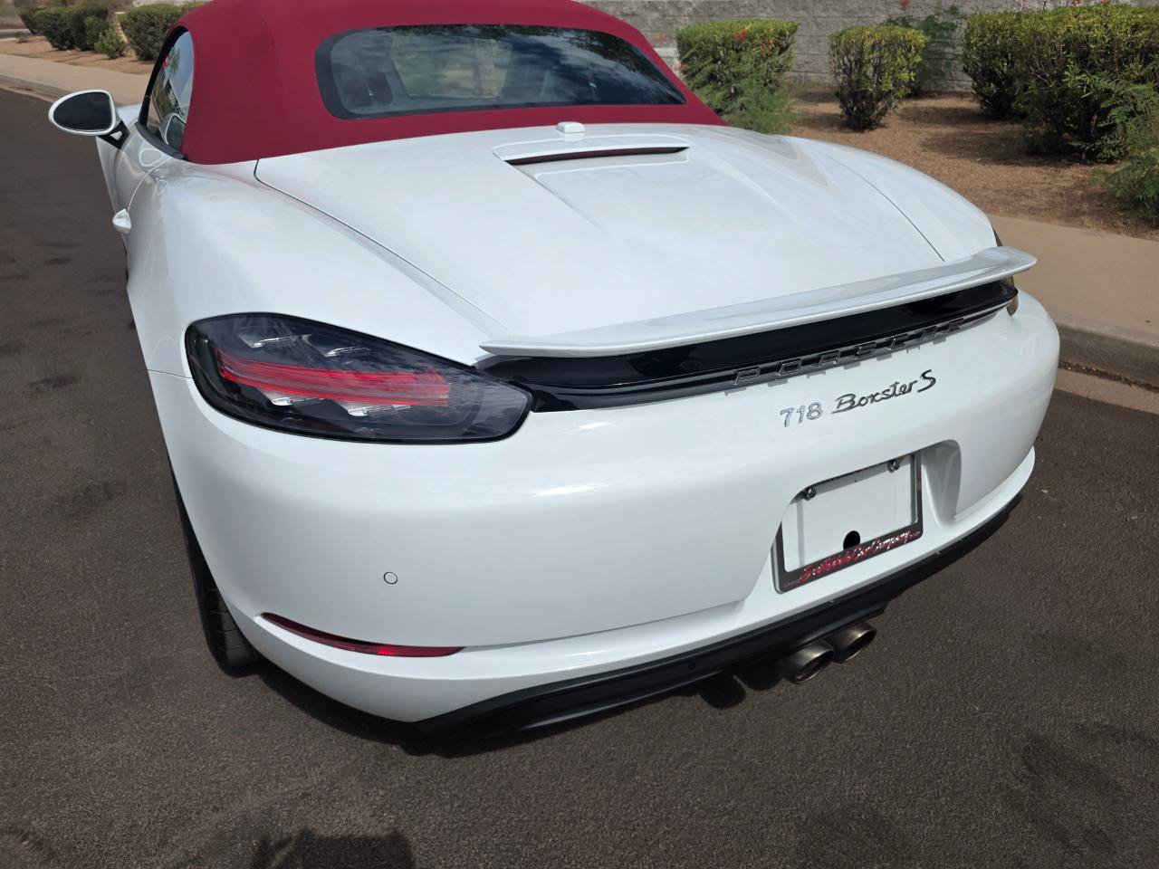 Used 2019 Porsche 718 Boxster S RWD image 17