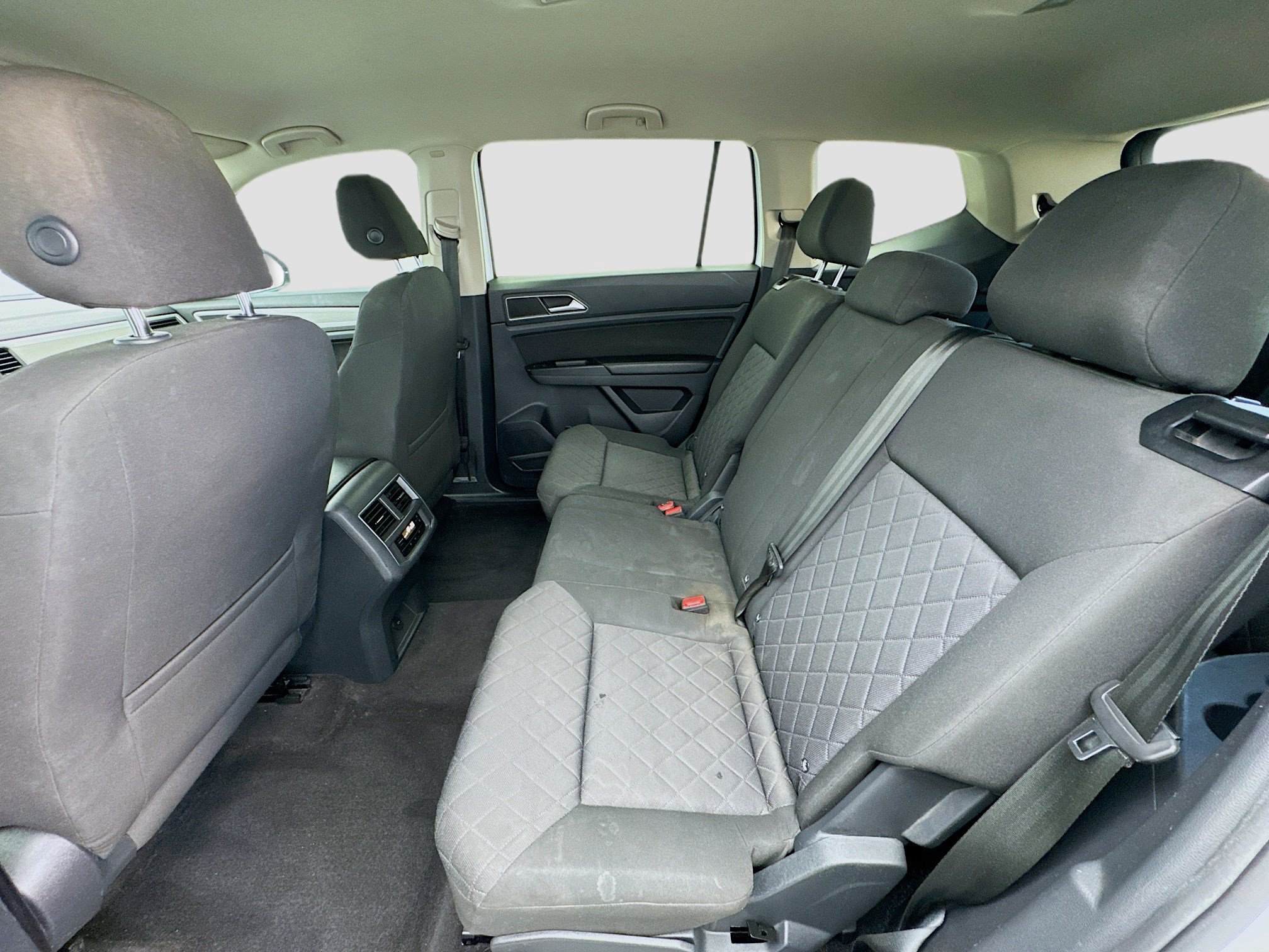 Used 2018 Volkswagen Atlas S FWD image 15