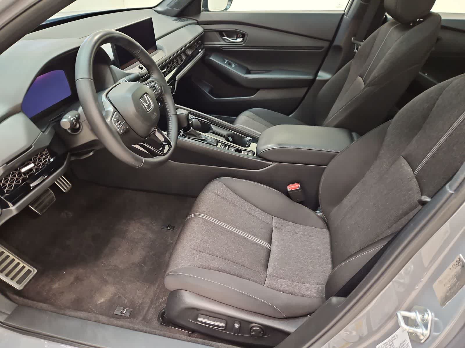 Used 2024 Honda Accord Sport image 17