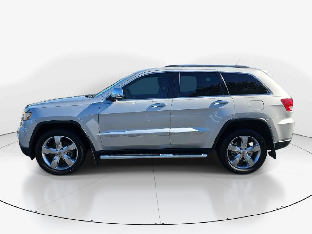 Used 2013 Jeep Grand Cherokee Overland w/ Trailer Tow Group RWD image 6