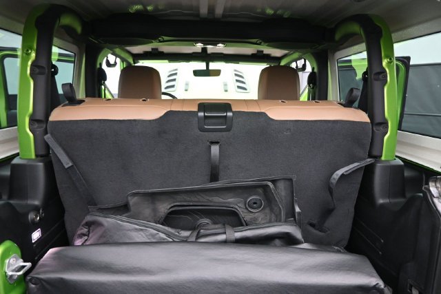 Used 2020 Jeep Wrangler Rubicon AWD/4WD image 7