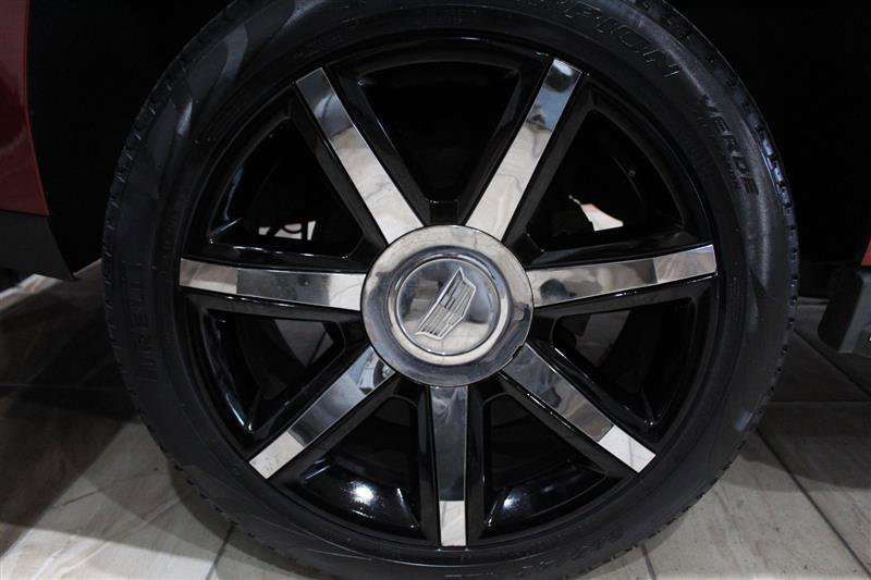Used 2015 Cadillac Escalade Luxury image 11