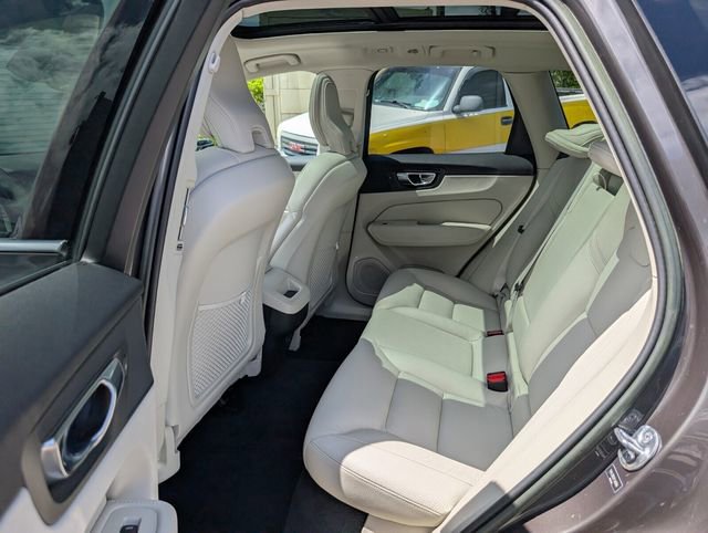 Used 2023 Volvo XC60 B5 Plus w/ Protection Package Premier image 13