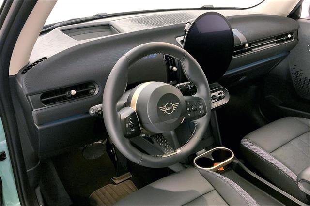 Used 2025 MINI Cooper S image 21