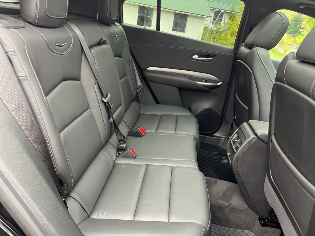 Used 2025 Cadillac XT4 Premium Luxury AWD/4WD image 35