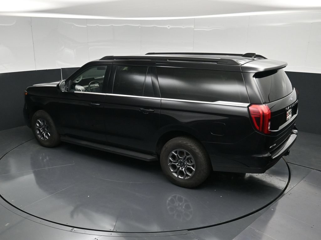 Used 2025 Ford Expedition Max Active AWD/4WD image 44