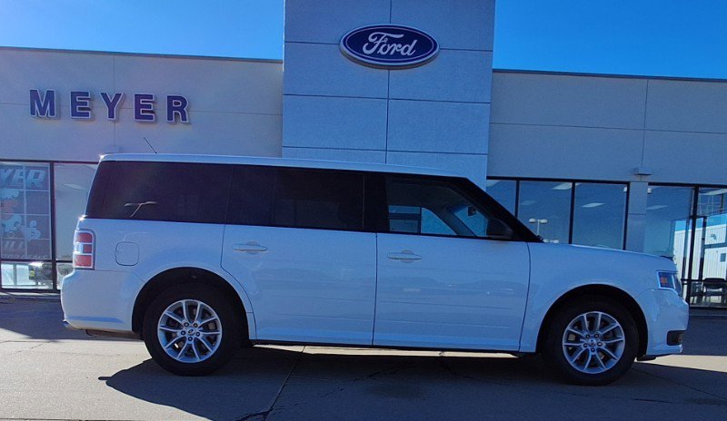 Used 2018 Ford Flex SE