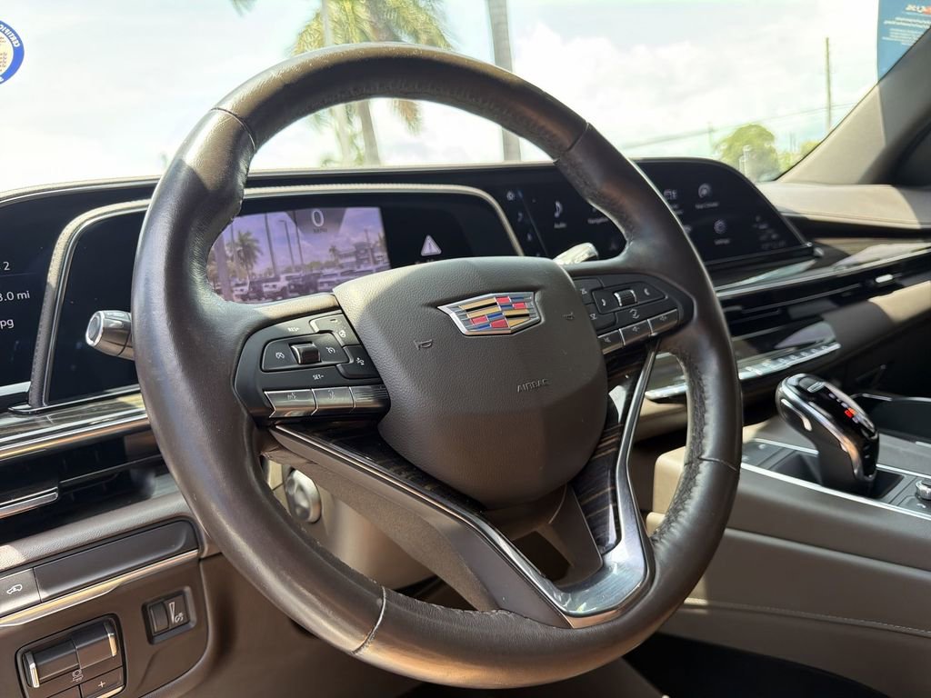 Used 2022 Cadillac Escalade Premium Luxury w/ Performance Package RWD image 23