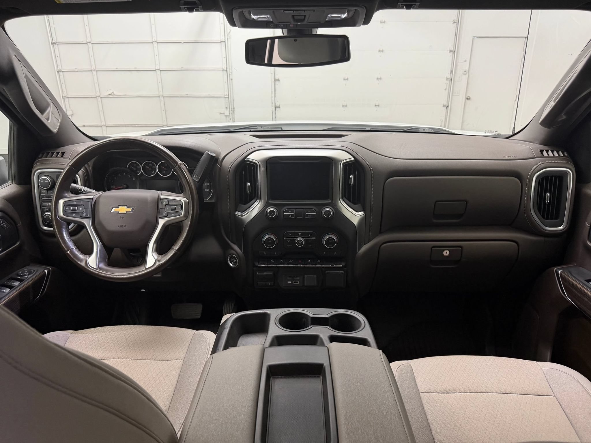 Used 2021 Chevrolet Silverado 1500 LT AWD/4WD image 13