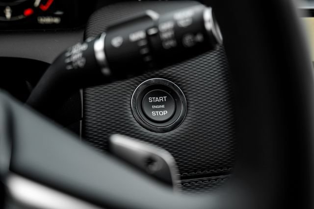 New 2026 Land Rover Discovery Sport Landmark AWD/4WD image 26