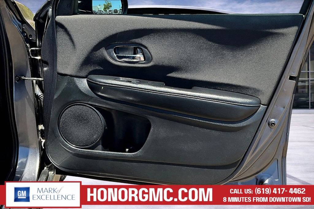 Used 2022 Honda HR-V LX image 27