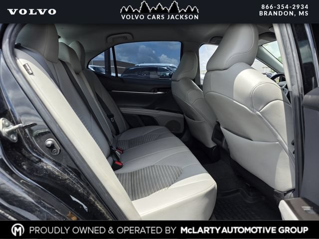 Used 2022 Toyota Camry SE FWD image 25