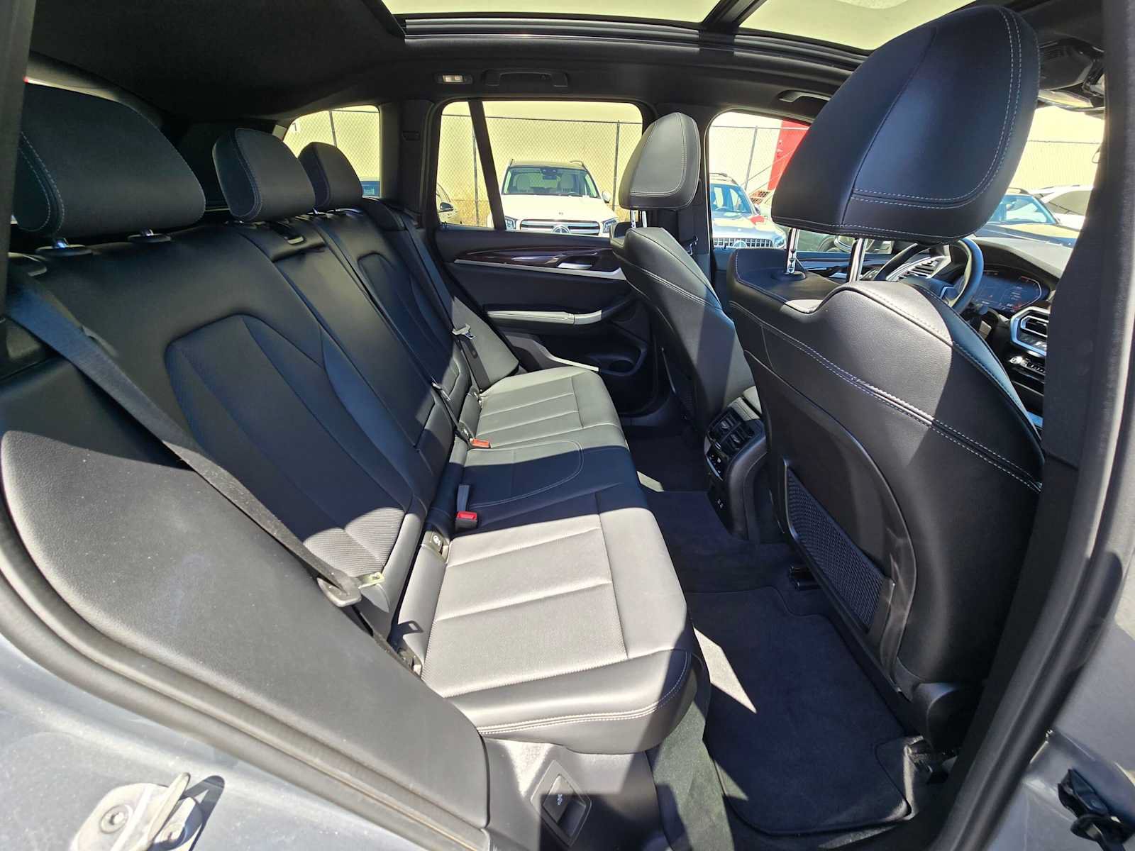 Used 2024 BMW X3 sDrive30i w/ Convenience Package RWD image 12