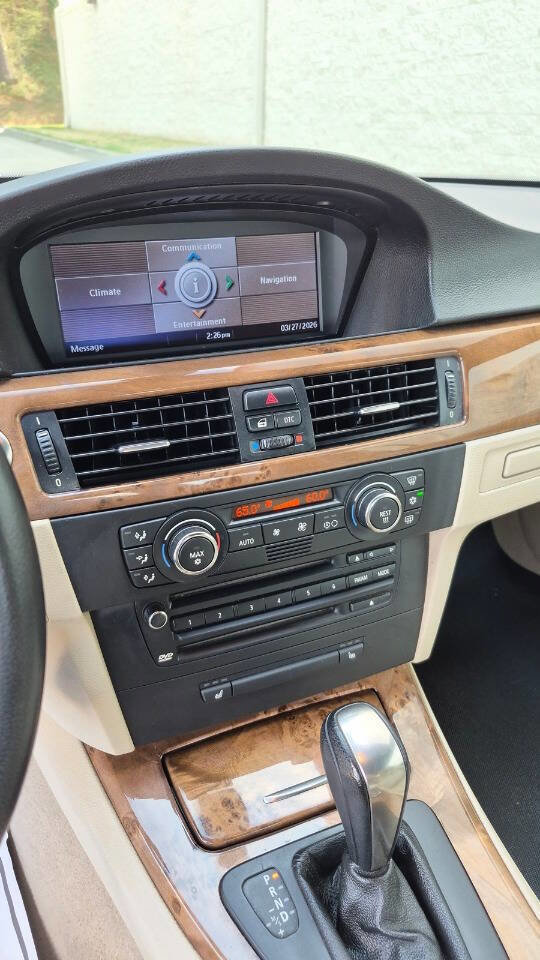 Used 2007 BMW 335i Convertible image 42