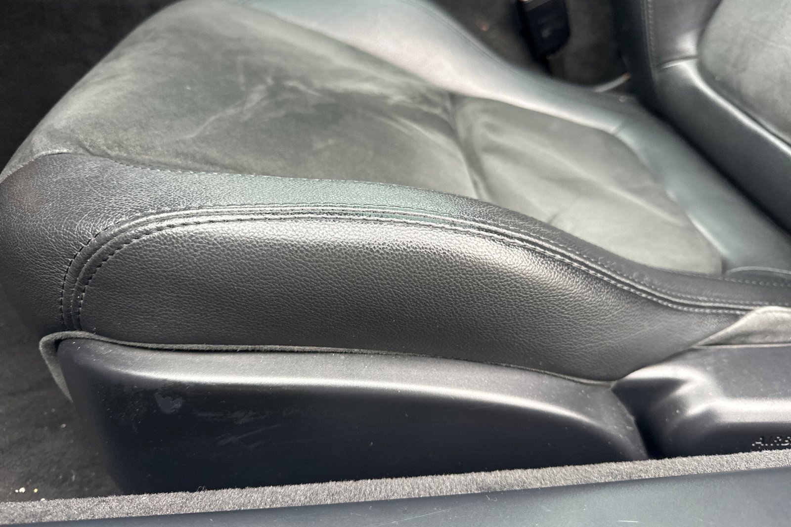Used 2015 Jaguar F-TYPE Coupe RWD image 14