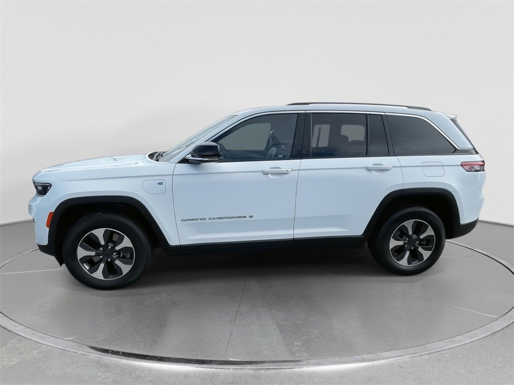 Used 2022 Jeep Grand Cherokee Limited 4xe image 4