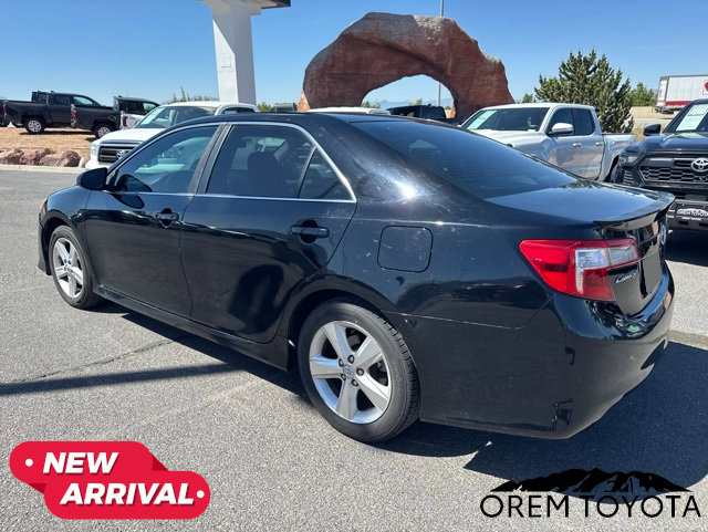 Used 2012 Toyota Camry SE FWD image 3