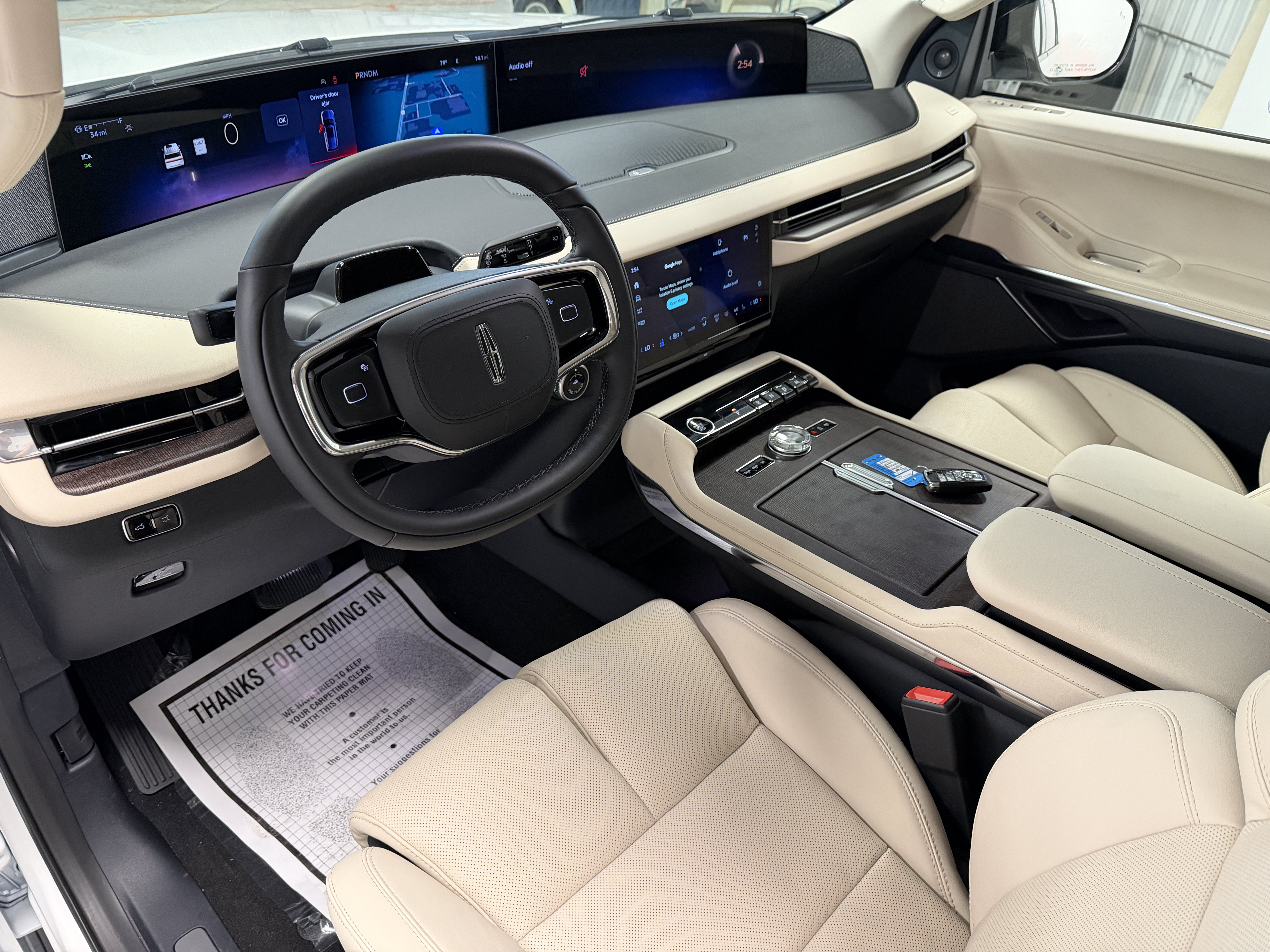 New 2027 Lincoln Navigator Reserve w/ Jet Appearance Package AWD/4WD image 4