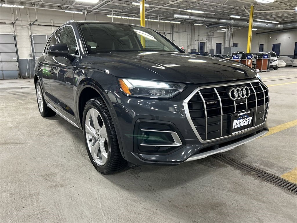 Used 2021 Audi Q5 2.0T Premium Plus w/ Premium Plus Package image 2