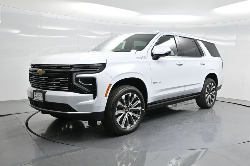 New 2026 Chevrolet Tahoe High Country AWD/4WD image 16