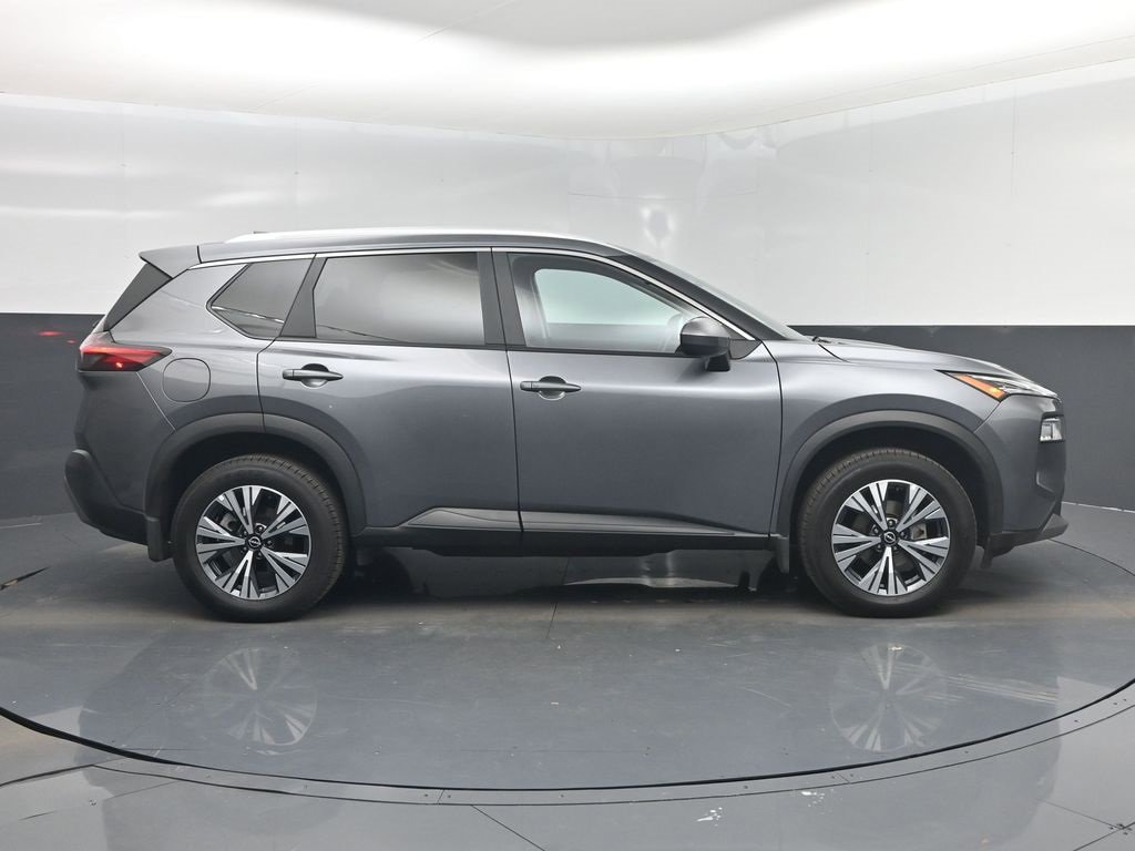 Used 2023 Nissan Rogue SV w/ SV Premium B Package image 30