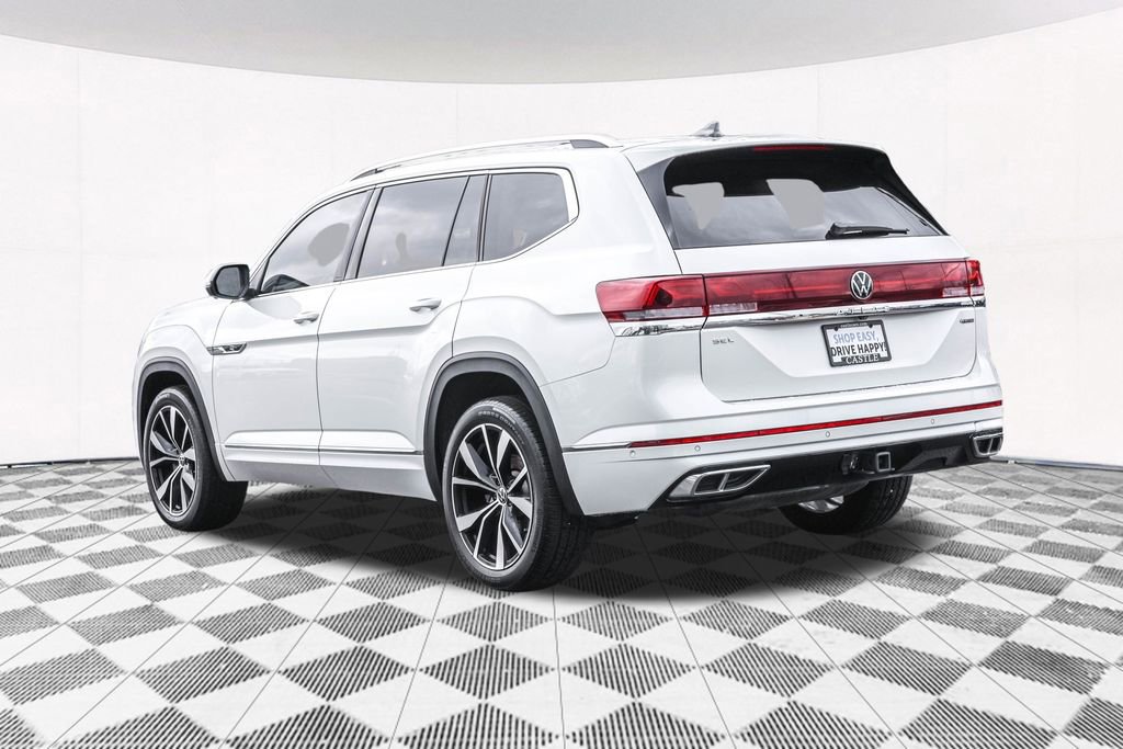 Used 2024 Volkswagen Atlas SEL Premium R-Line image 15