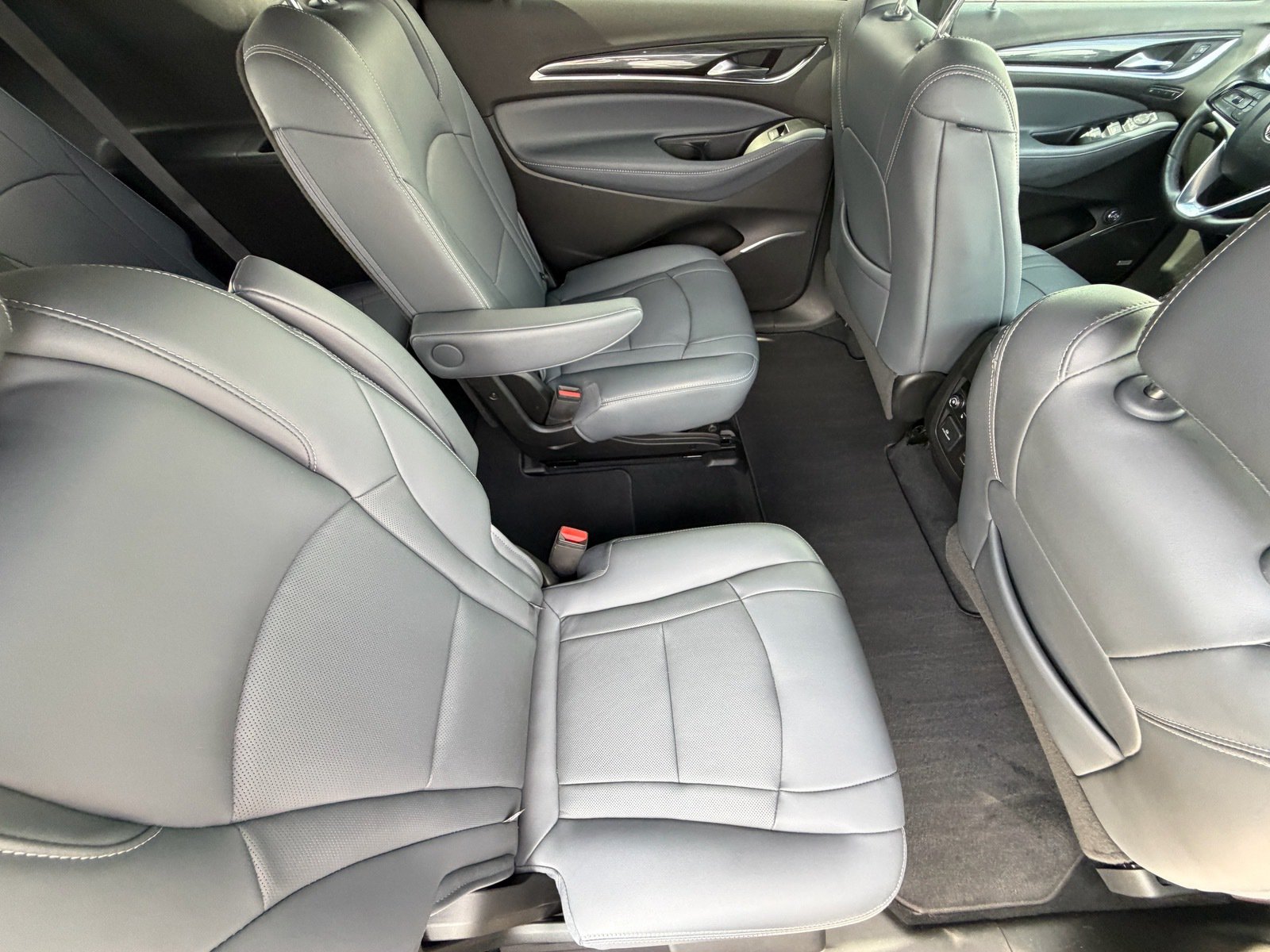 Used 2023 Buick Enclave Premium FWD image 12