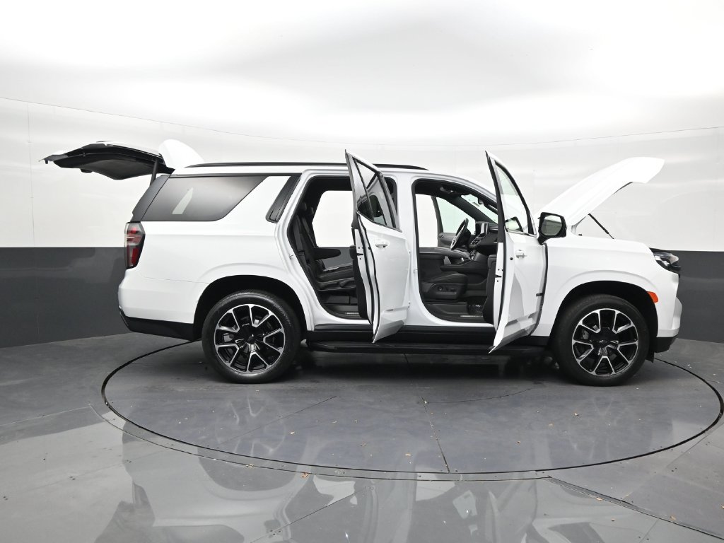 Used 2023 Chevrolet Tahoe RST w/ Luxury Package RWD image 29