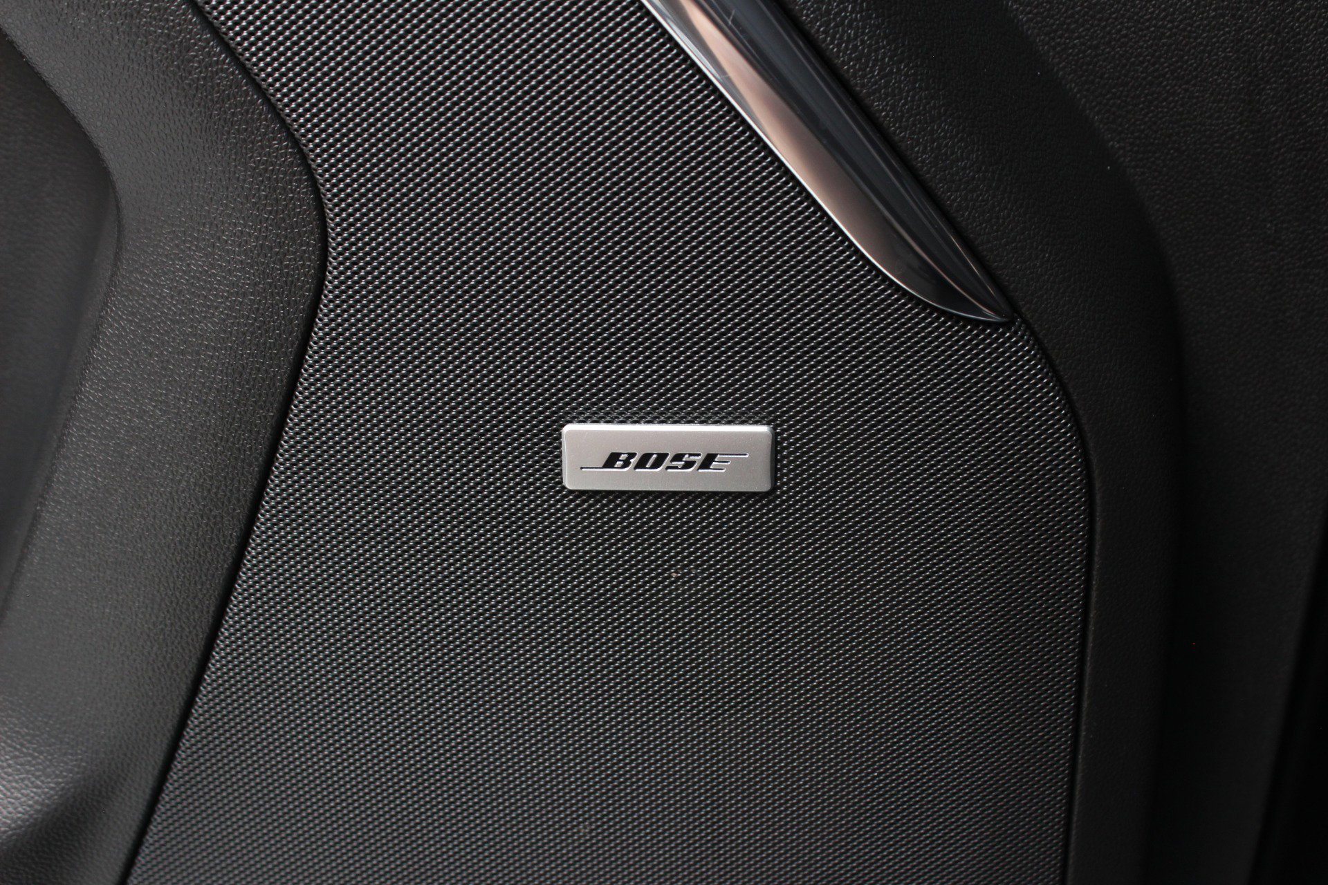 Used 2023 GMC Yukon Denali w/ Advanced Technology Package image 17