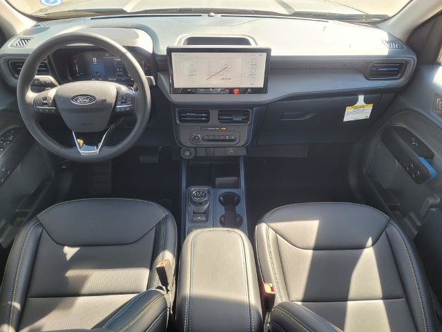 Used 2025 Ford Maverick Lobo AWD/4WD image 31