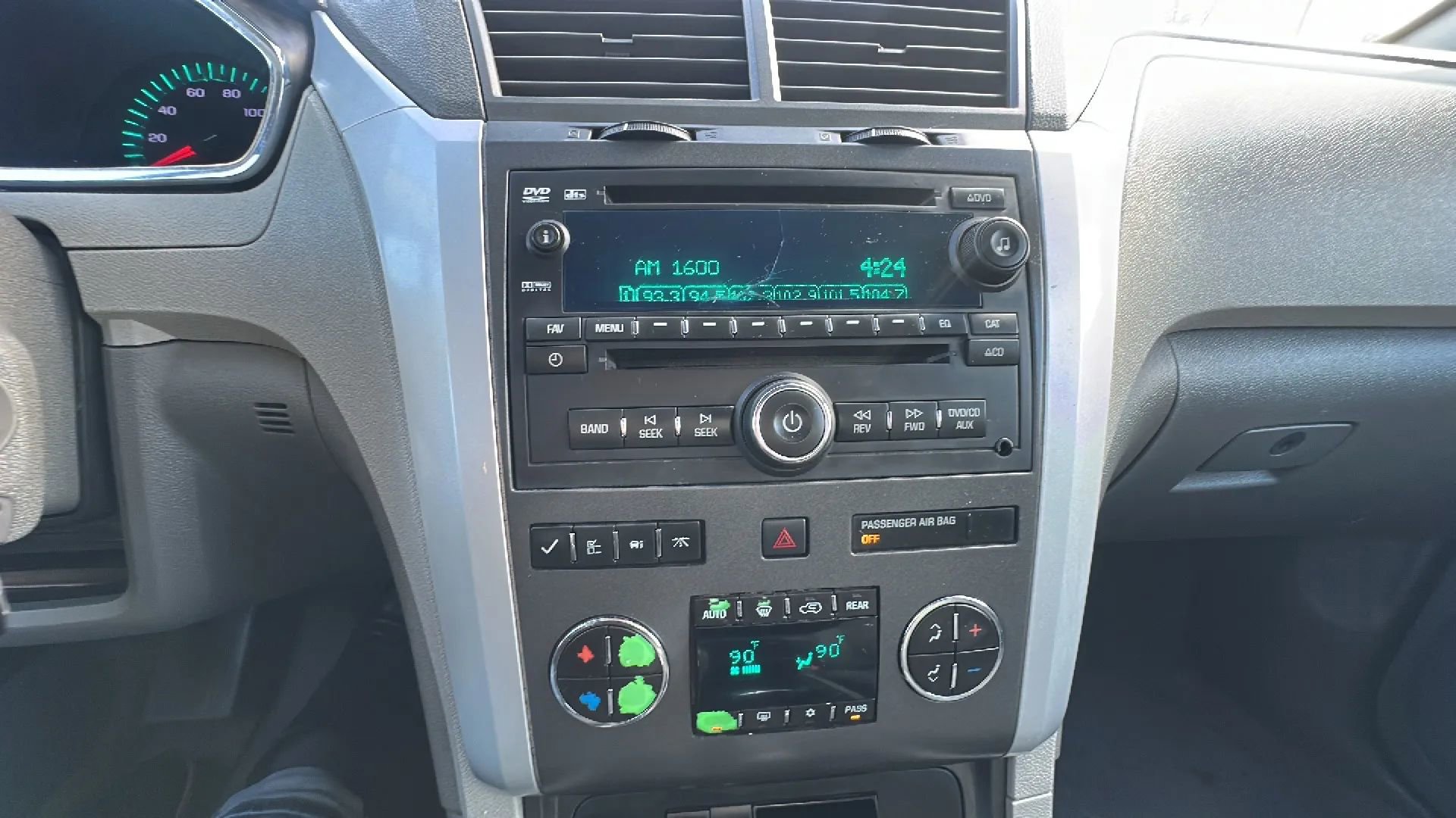 Used 2009 Chevrolet Traverse LT image 14